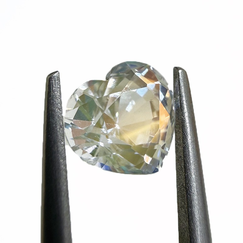 10009834：ラブラドライト 7.3×6.9mm 1.62ct
