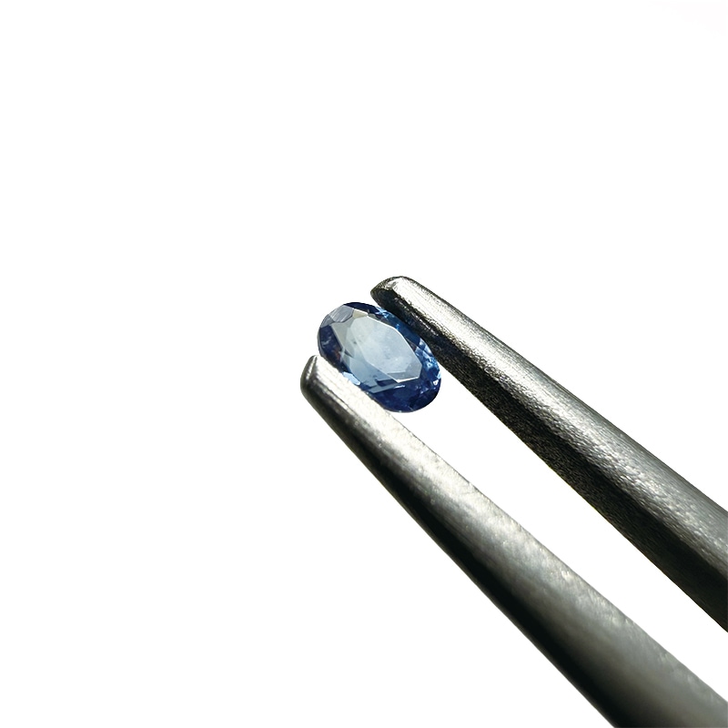 ベニトアイト OV 2.8×1.9mm 0.07ct