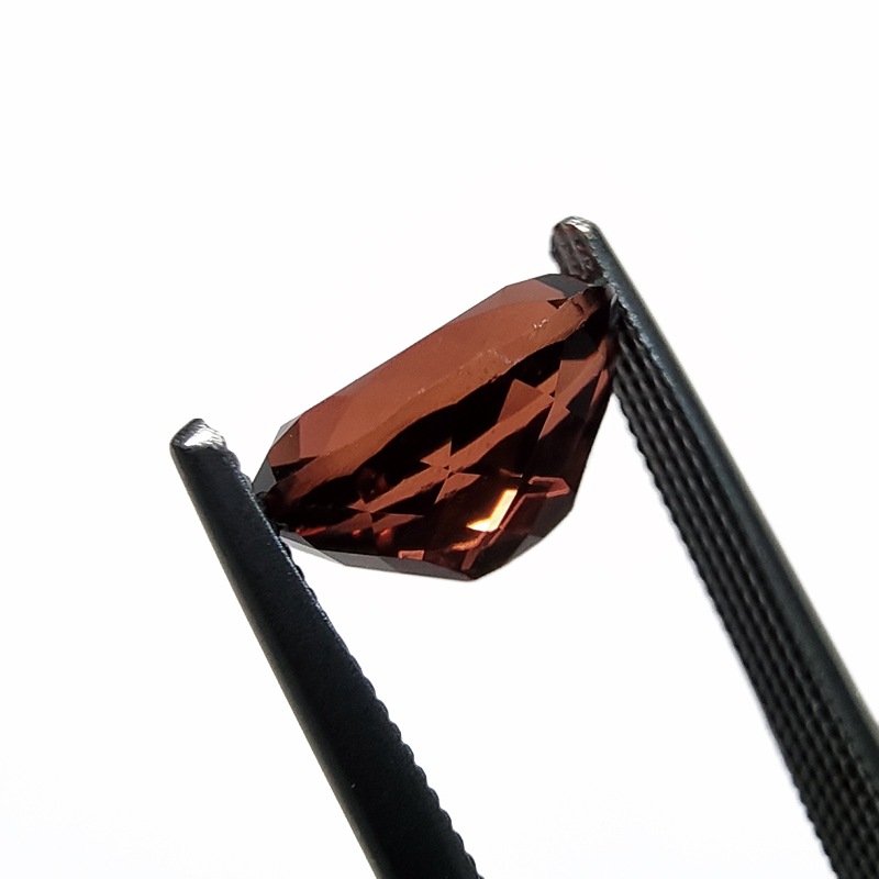 トルマリン　OV　9.2mm×7.0mm　2.20ct