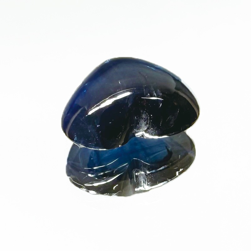 10009773：サファイア HTカボション 8.1×9.8mm 3.39ct