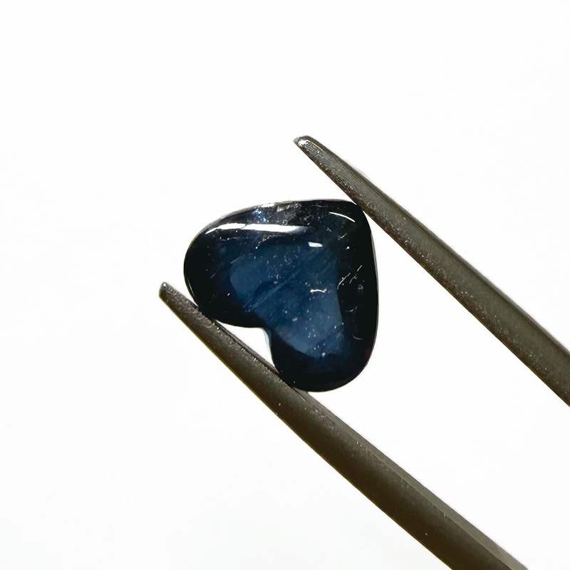 10009773：サファイア HTカボション 8.1×9.8mm 3.39ct