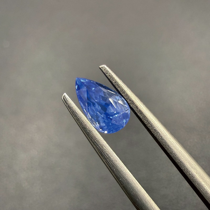 10008116：コーンフラワーサファイア　 PS　7.5×4.4ｍｍ 1.11ct　AIGS鑑別付き