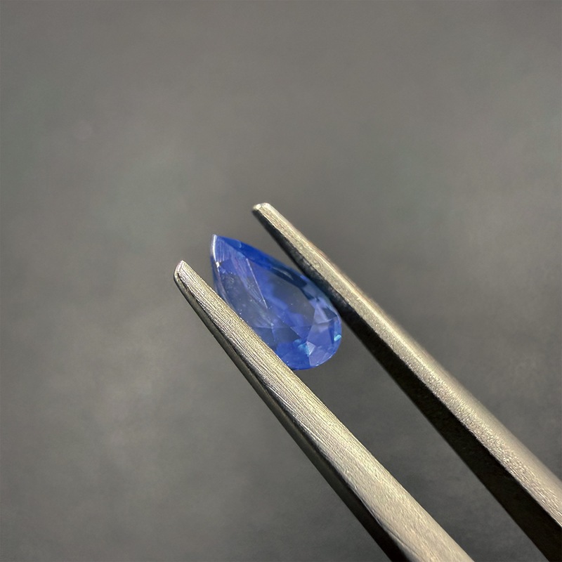10008116：コーンフラワーサファイア　 PS　7.5×4.4ｍｍ 1.11ct　AIGS鑑別付き
