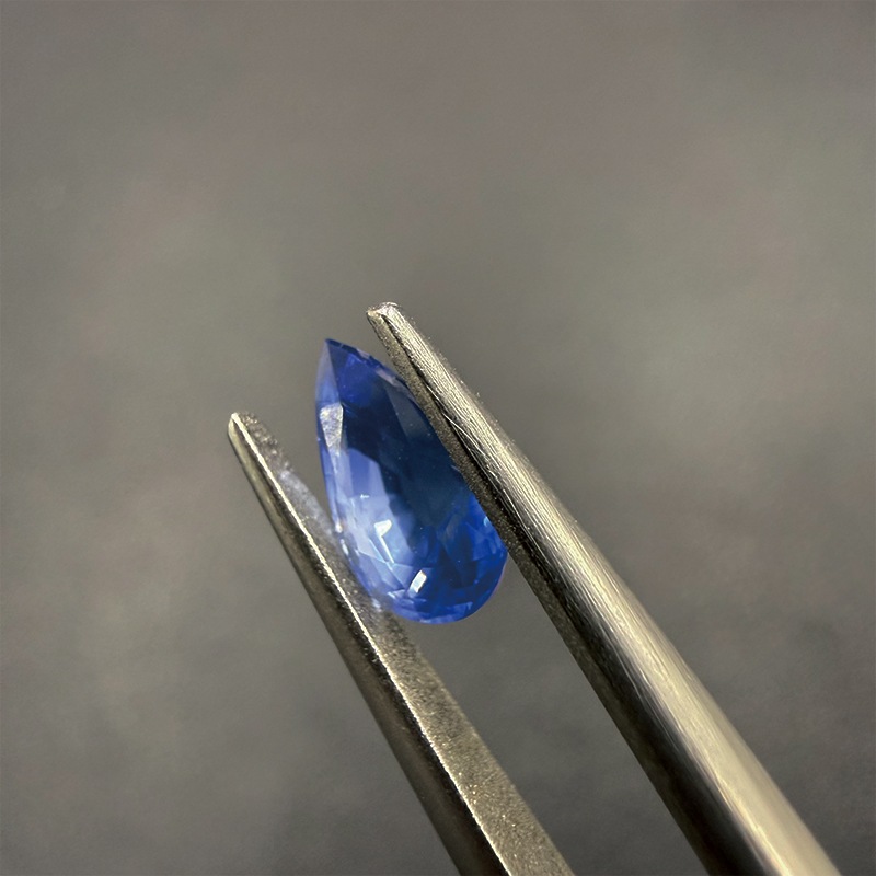 10008116：コーンフラワーサファイア　 PS　7.5×4.4ｍｍ 1.11ct　AIGS鑑別付き