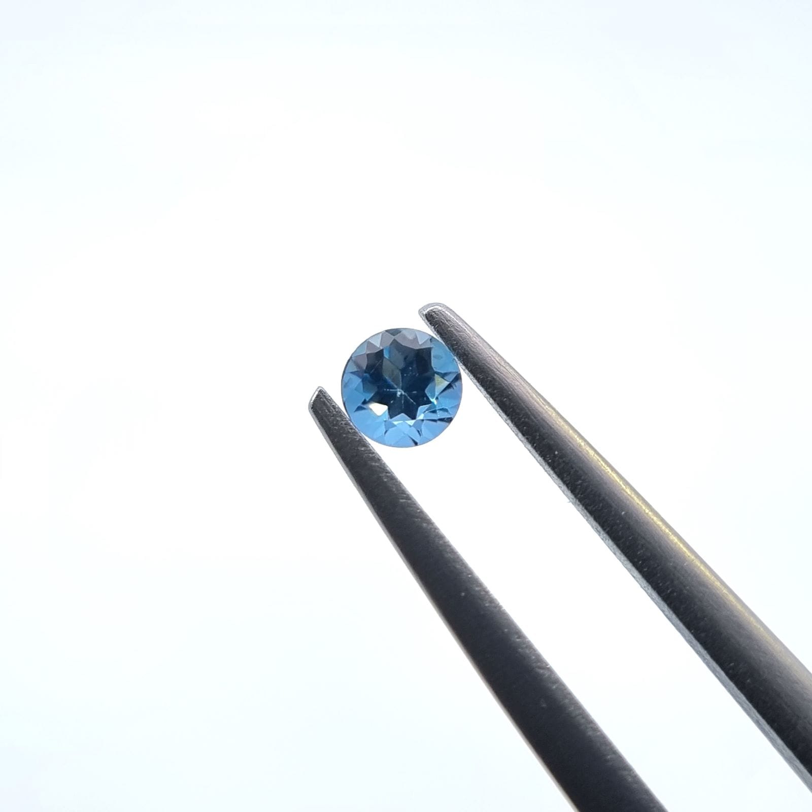 10007178：アクアマリン　RD 3.4ｍｍ 0.16ct