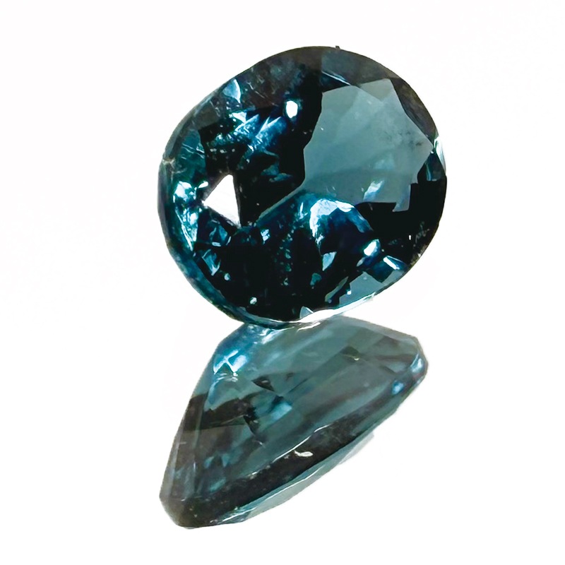 10009759：ブルートルマリン　OV　4.2×3.1ｍｍ　0.19ct