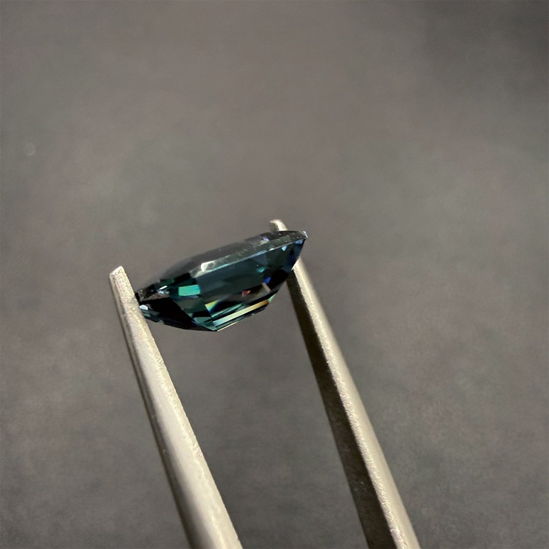 404：ゾイサイト　9.7×7.2ｍｍ 2.44ct