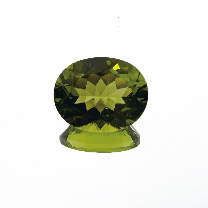 10009017：ペリドットOV10.0×8.0ｍｍ2.85ct