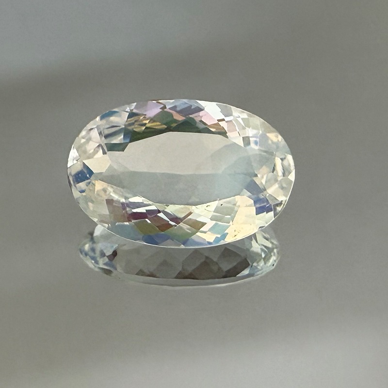10009855：ラブラドライト　OV　11.1×7.3ｍｍ　1.97ct