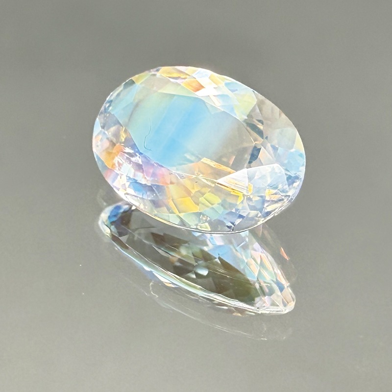 10009855：ラブラドライト　OV　11.1×7.3ｍｍ　1.97ct