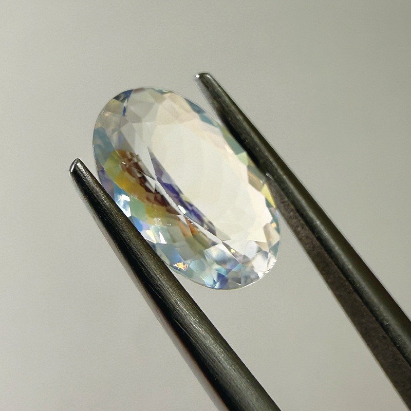 10009855：ラブラドライト　OV　11.1×7.3ｍｍ　1.97ct