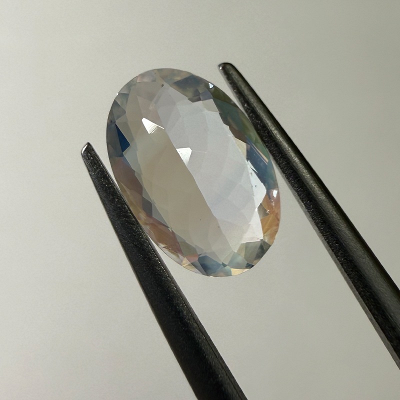 10009855：ラブラドライト　OV　11.1×7.3ｍｍ　1.97ct