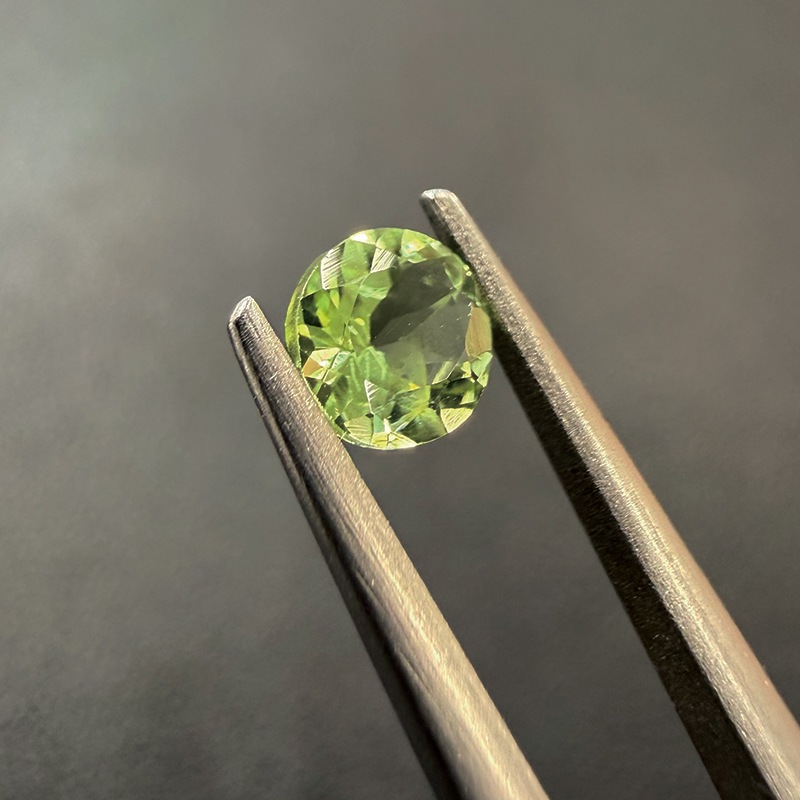 10007813：トルマリン RD5.2ｍｍ 0.55ct
