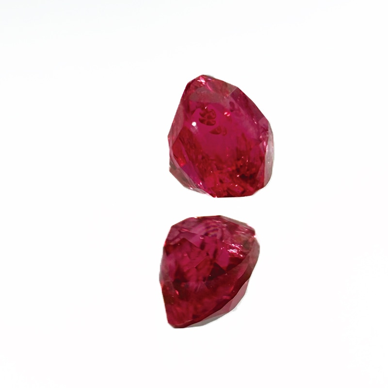 10001596：スピネル　3.4×3.1ｍｍ　0.22ct