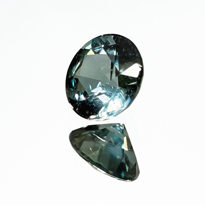 10009779：アレキサンドライト RD 3.18×3.21mm 0.138ct