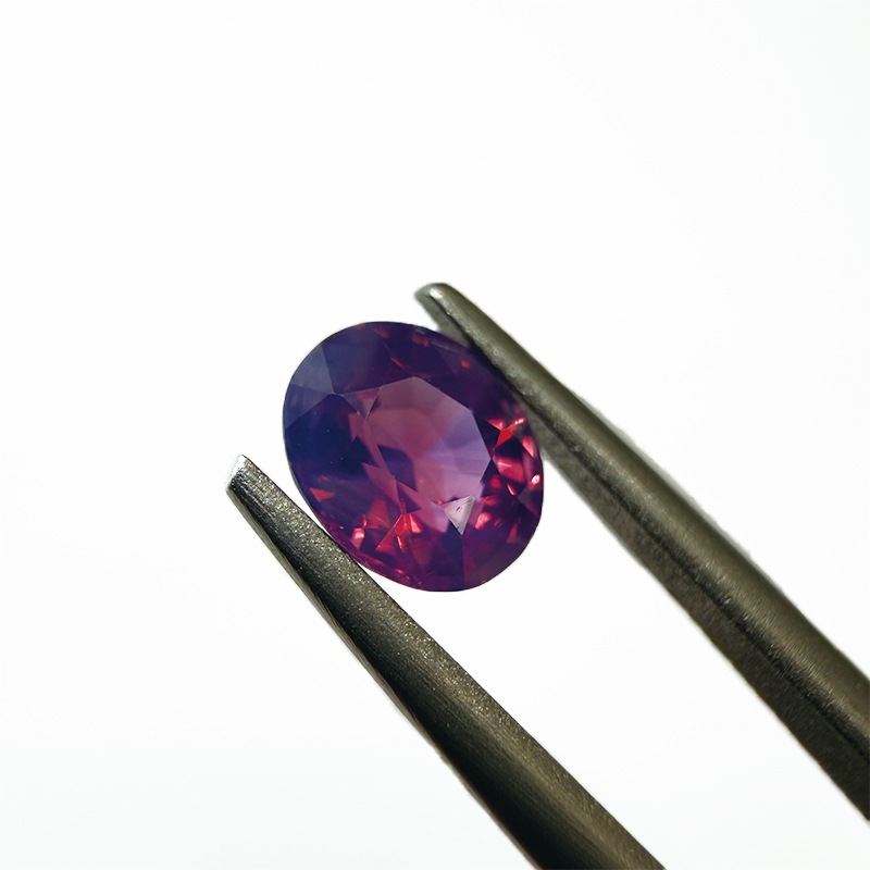 10009040：サファイア OV6.0×5.1mm 0.89ct