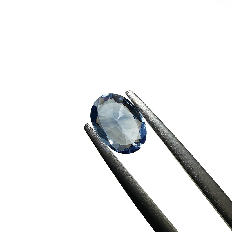 ブルーサファイア　OV　7.1×5.1ｍｍ　0.87ct