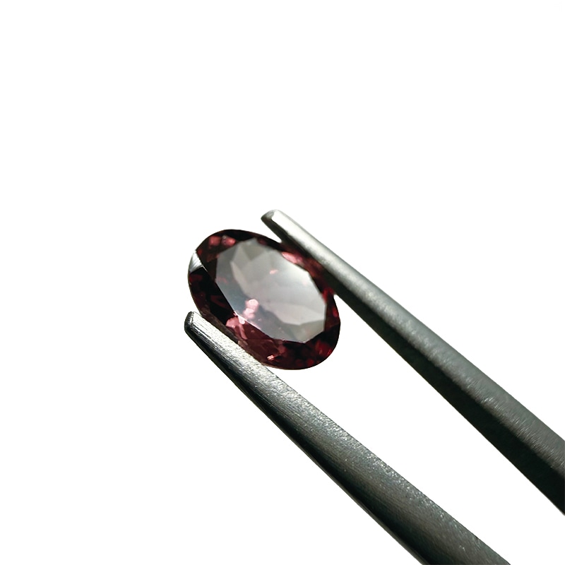 ガーネット　OV　7×5ｍｍ　0.95ct