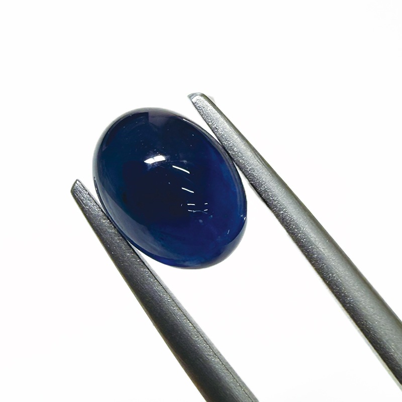 10009793：サファイアOVCAB8.0×6.0ｍｍ2.48ct