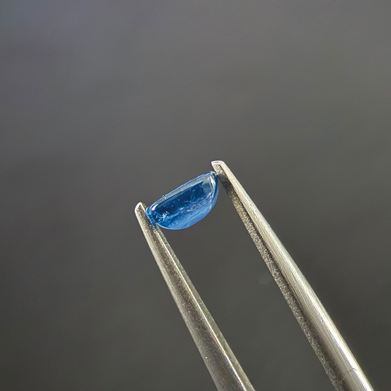 10000350:ガーナイト 5.00×3.24mm 0.497ct (ソーティング付き)