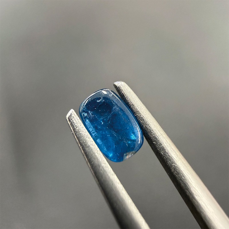 10000350:ガーナイト 5.00×3.24mm 0.497ct (ソーティング付き)
