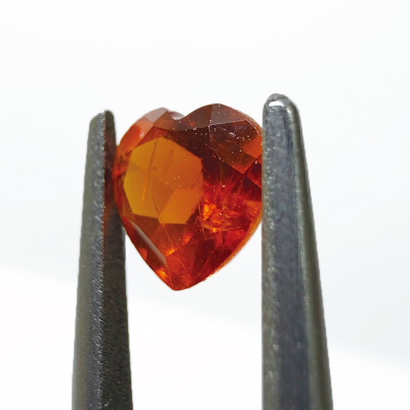 10009769：スペサルティンガーネットHT5.2ｍｍ0.70ct