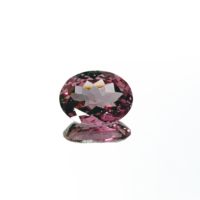 10001510：ガーネット　OV　7.8×5.9ｍｍ　1.47ct