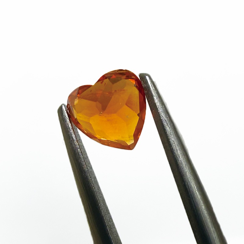 10009767：スペサルティンガーネットHT5.5ｍｍ0.80ct