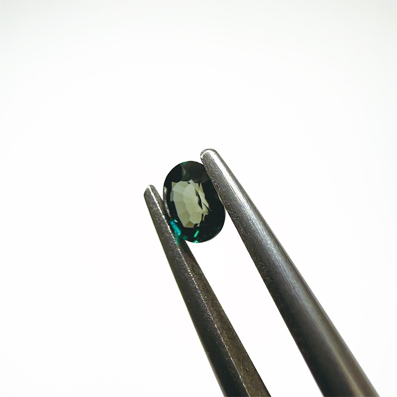 10008950：グランディディエライト OV4.2×3.3mm 0.23ct