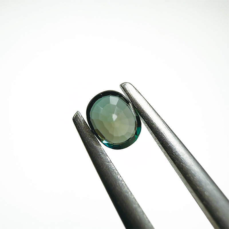 10008950：グランディディエライト OV4.2×3.3mm 0.23ct