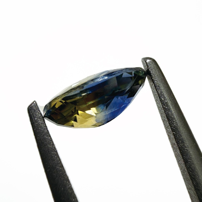 10009754：バイカラーサファイアOV6.8×4.7mm0.82ct | | JEWELRY