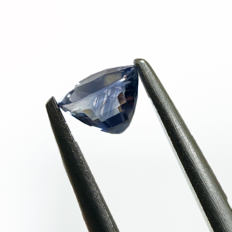 10009803：ブルーサファイアOV4.9×3.8ｍｍ0.57ct