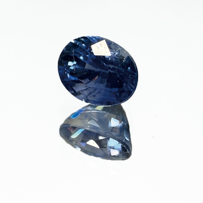 10009803：ブルーサファイアOV4.9×3.8ｍｍ0.57ct