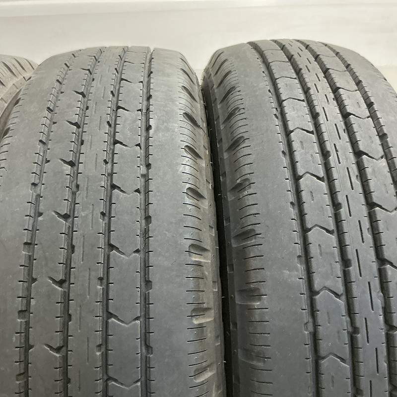 中古 205/70R17.5 115/113L ブリヂストン R202 夏タイヤ トラック用 4 