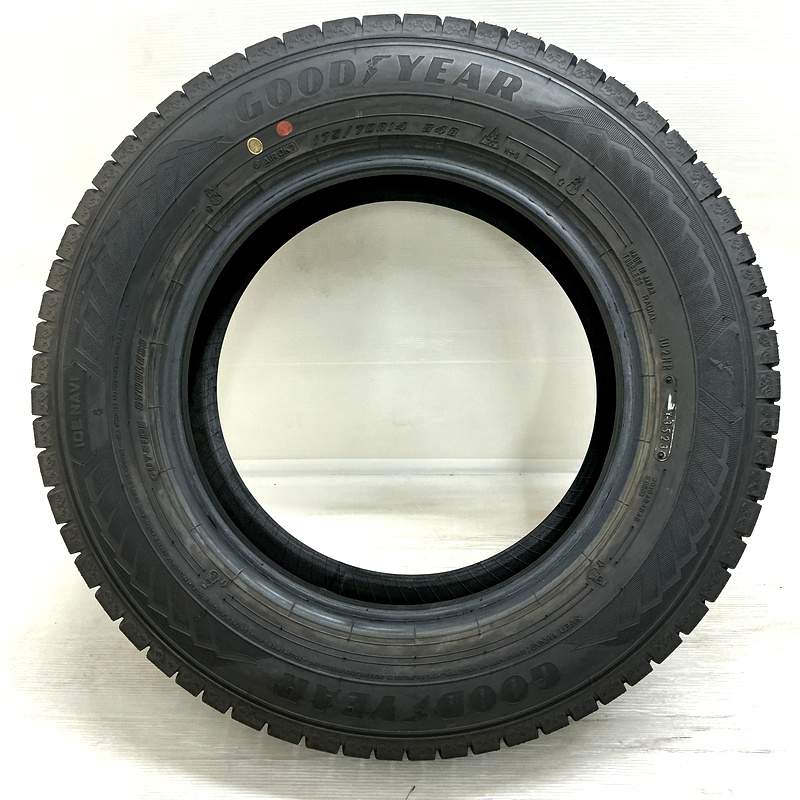 175/70R14 グッドイヤーアイスナビ 8 4本セット<BR>2023年製 残溝95 
