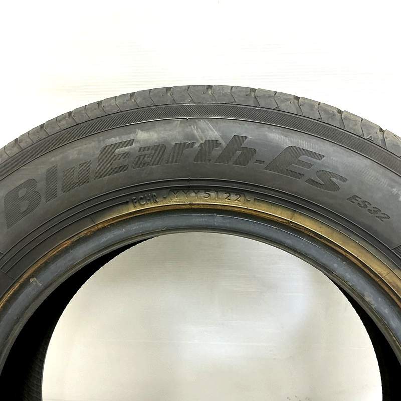 175/70R14ヨコハマ　ES32 中古タイヤ4本　バリ溝 ヨコハマタイヤ BluEarth-Es ES32 175/70R14 84S 4本セット 新品 送料
