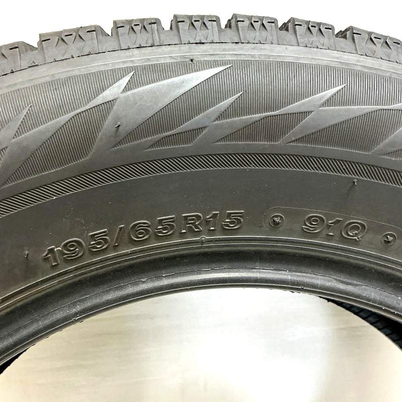 ユウ②ブリザックVRX 195/65R15 80ノア、ヴォクシー等に ブリザック 《2026年製》 BLIZZAK VRX3 195/65R15 91Q タイヤ 【4本