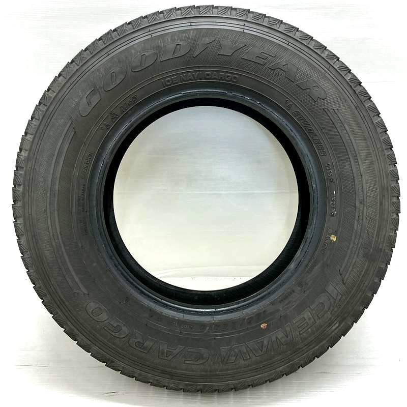 ☆送料込☆25年製☆超バリ溝☆グッドイヤー アイスナビカーゴ 195/80R15 195/80R15LT4本セット グッドイヤーアイスナビカーゴハイエースバリ山