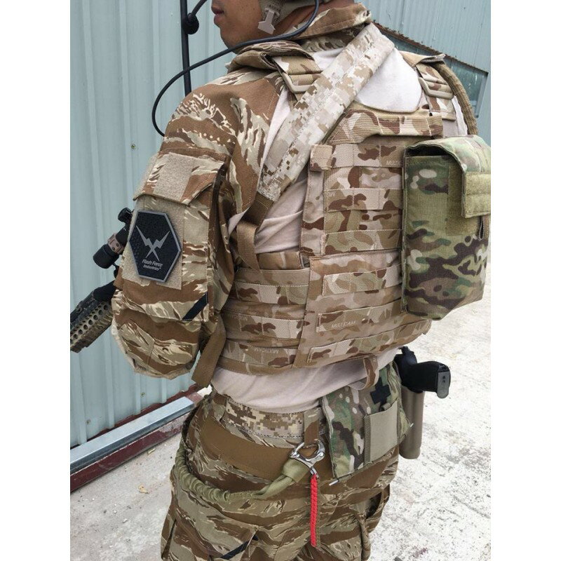 3Cデザート　迷彩服　BDU RAID MOD CRYE PRECISION US 3C Desert Camoとは | NEW JACK BOOGIE