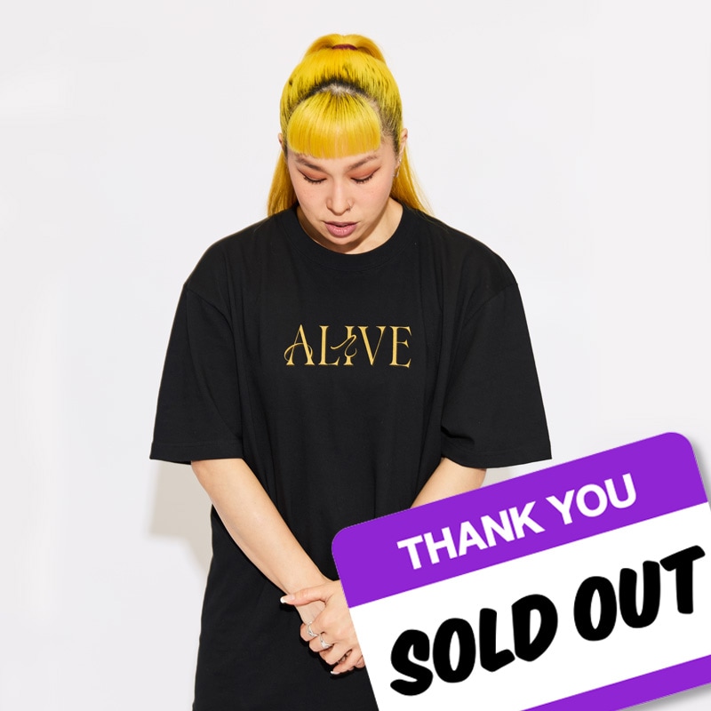 AI 25th best tour ← ALIVE → T-shirt (Black)