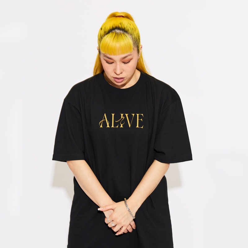 EC限定】AI 25th best tour ← ALIVE → T-shirt (Black)【BIG