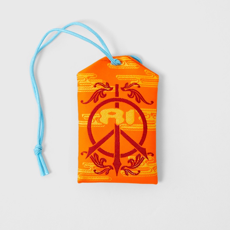 AI OMAMORI-仲間守- | AI 25th best tour ← ALIVE → ツアーグッズ