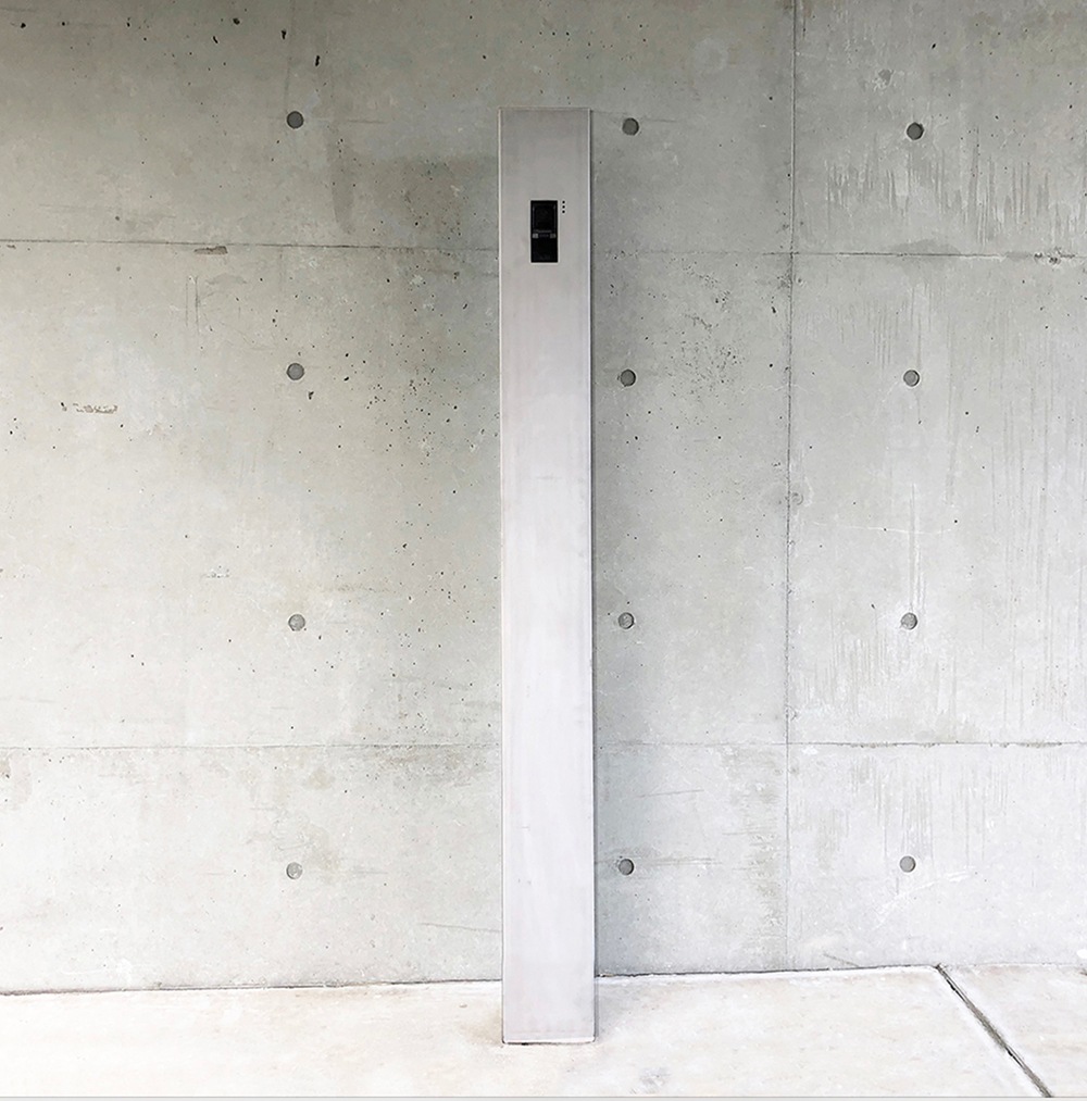 エントランスピラー／マットステンレス 