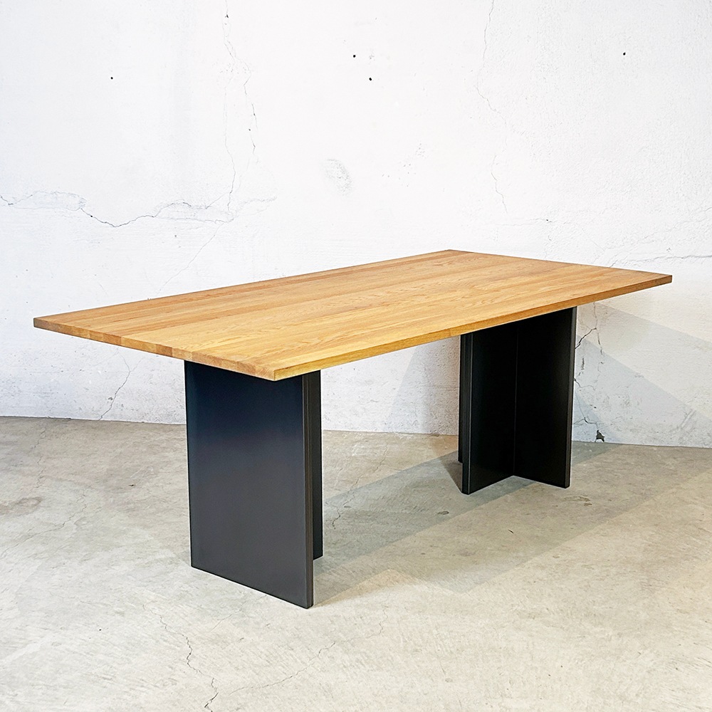 Tの字型テーブルレッグ