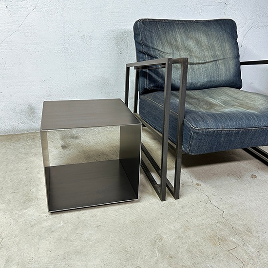 キューブボックス