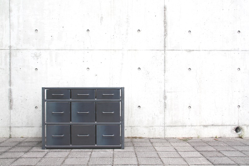 黒皮鉄のストッカー