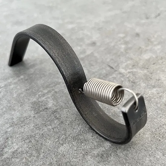 黒皮鉄のカードホルダー(在庫限り)