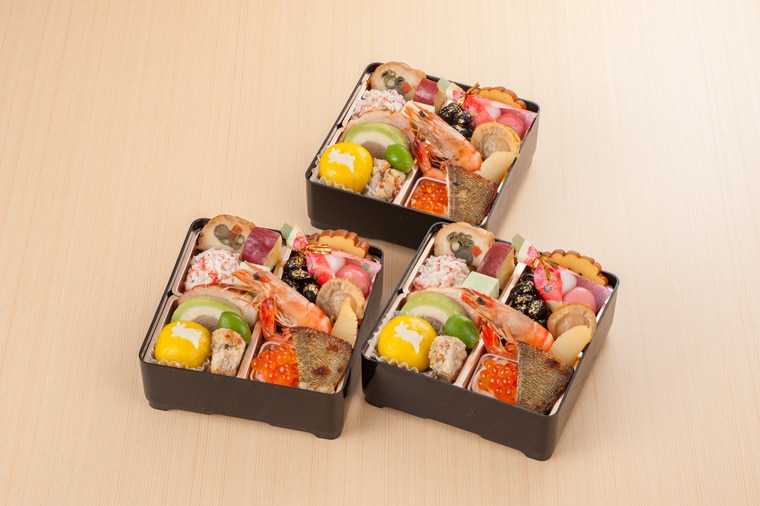加賀　月うさぎの里　加賀兎郷　和洋個食おせち三折