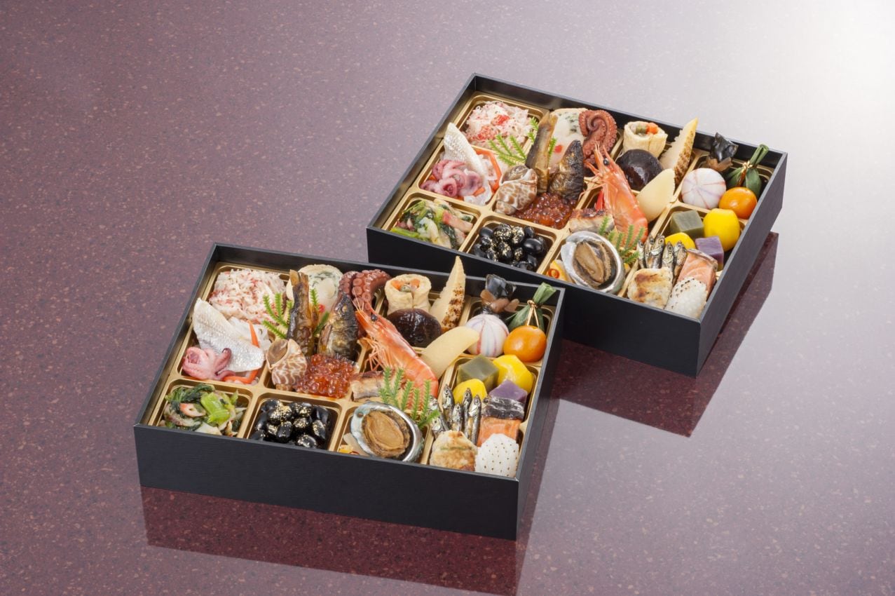 京都・大原 料理旅館 芹生　和風おせち個食二折