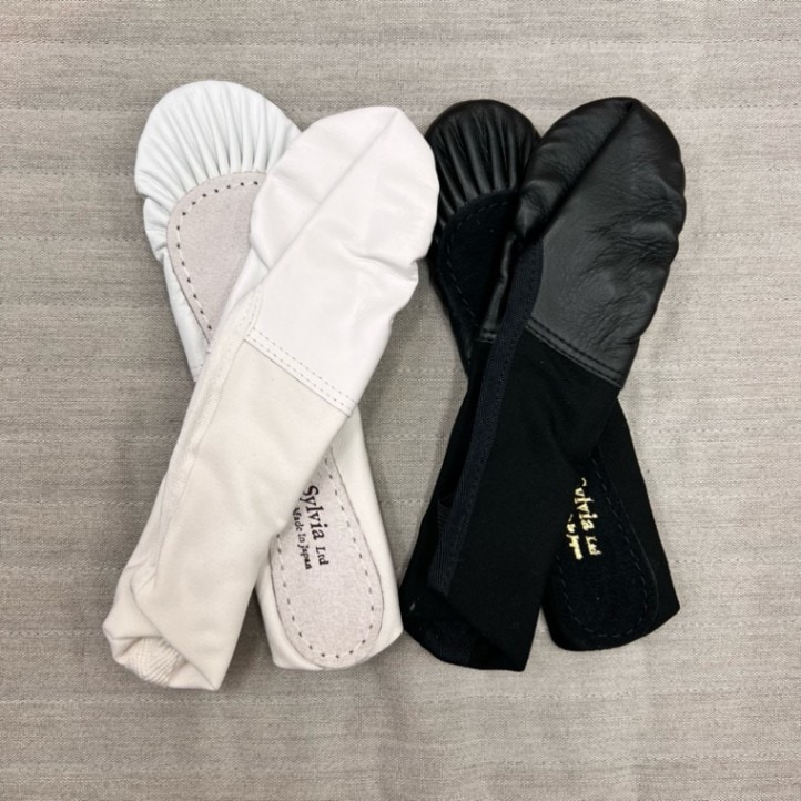 【Sylvia　シルビア】前皮バレエシューズ　在庫限り　アウトレット品　白・黒　（多少のシミ・汚れがある事もあります）